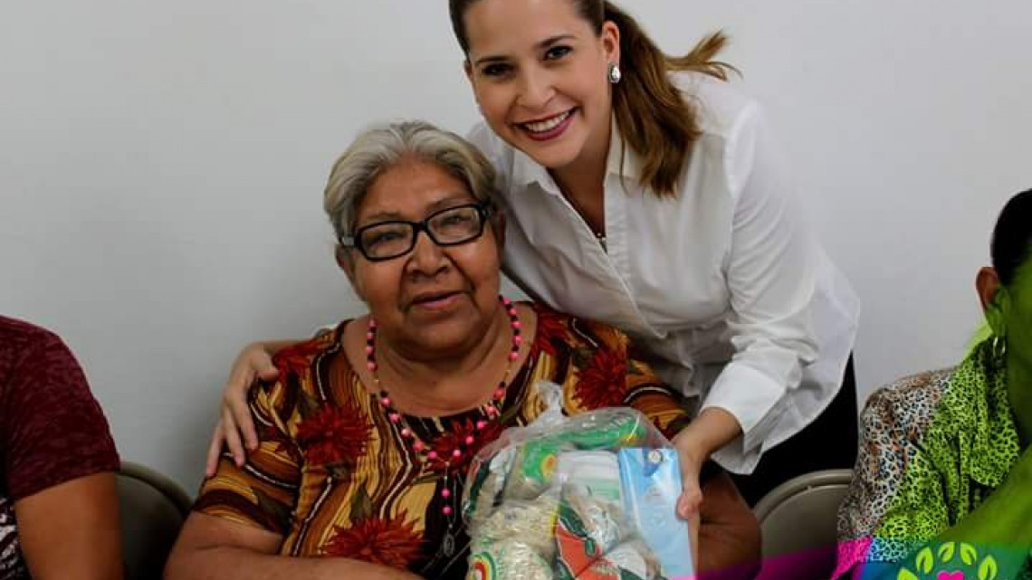 DIF realiza cuarta reunión mensual para adultos mayores