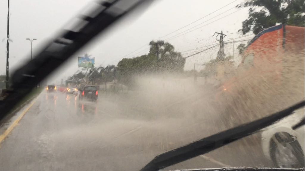 Encharcamientos en Altamira genera paso de Franklin por norte de Veracruz