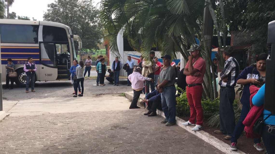 Instala CCC plantón en Sagarpa