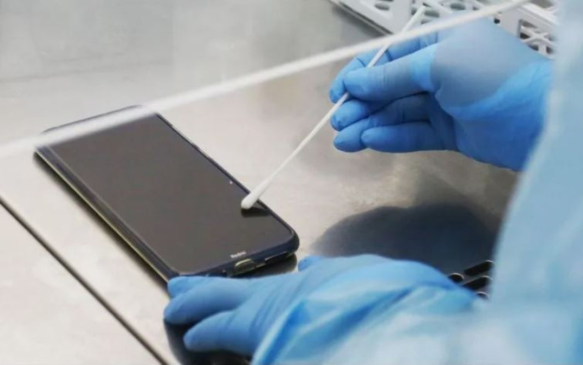 Trabajan expertos en pruebas PCR para detectar COVID-19 con el celular