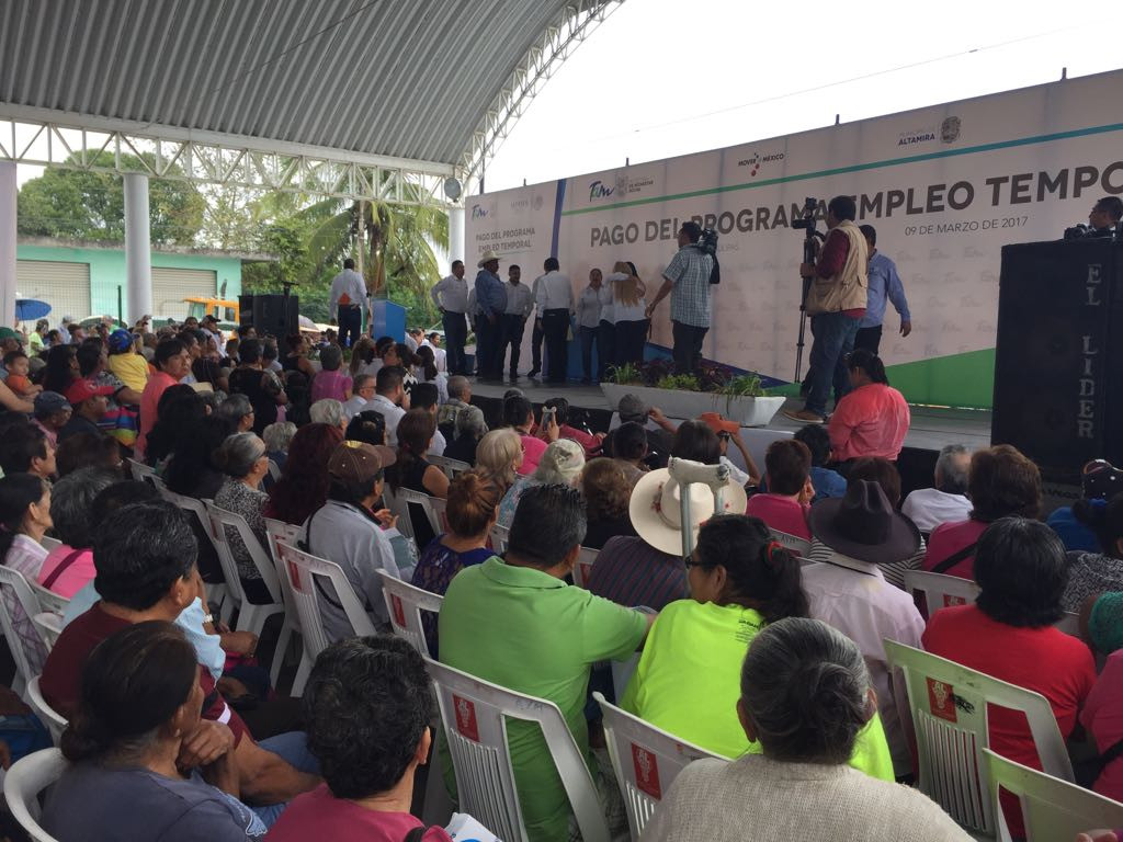 Entregan recursos de empleo temporal en Altamira