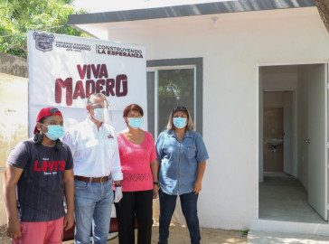 Alcalde de Madero entrega hogares dignos a familias de escasos recursos
