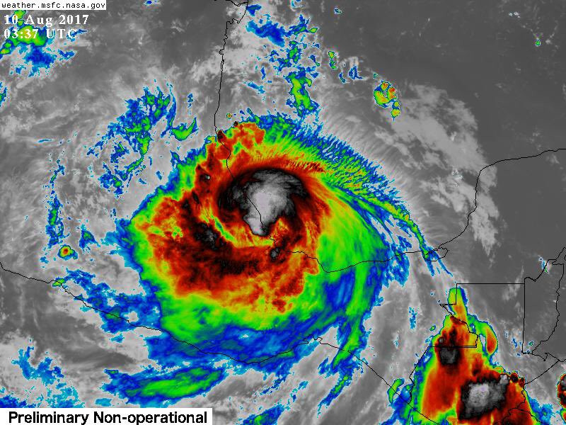 Espera Veracruz ingreso de 'Franklin' en cuestión de minutos