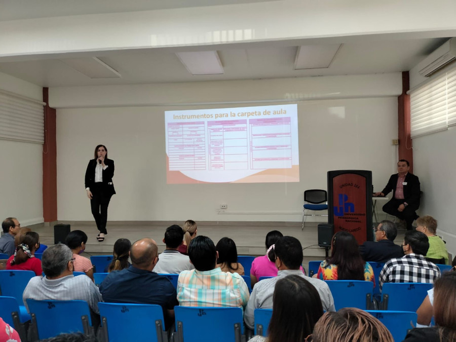 Actualiza SET a docentes con jornadas de capacitación sobre educación especial e inclusión