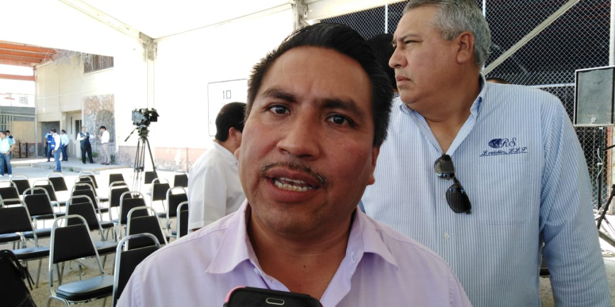 Aprovechan comerciantes regreso a clases para aumentar sus ingresos