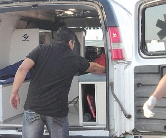 Pandilleros lesionan gravemente a persona