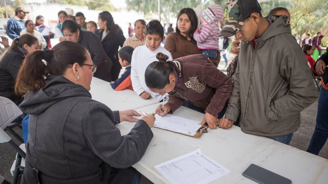 Llegan a Miquihuana brigadas asistenciales
