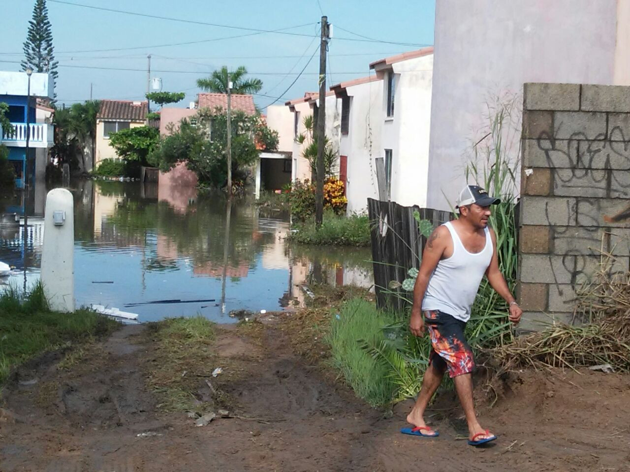 Lluvia histórica, inunda zonas bajas de Altamira