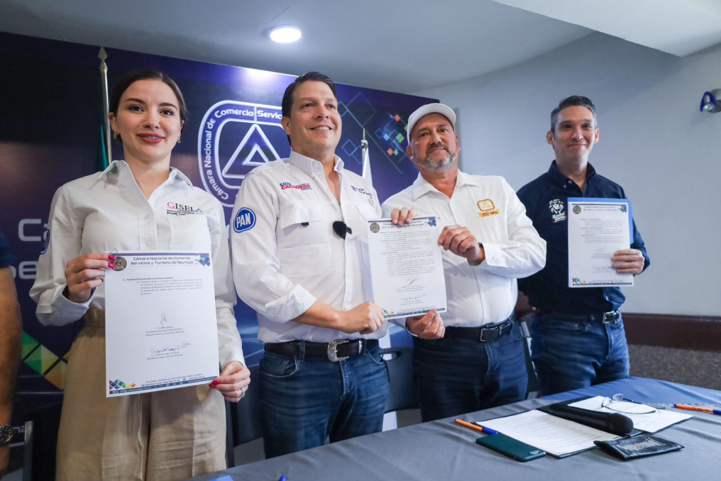 Luis “Cachorro” Cantú y la CANACO firman acuerdo de fortalecimiento económico