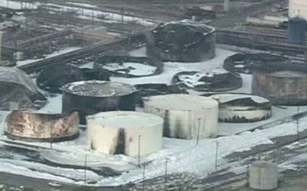 Extinguen incendio en planta química de Texas