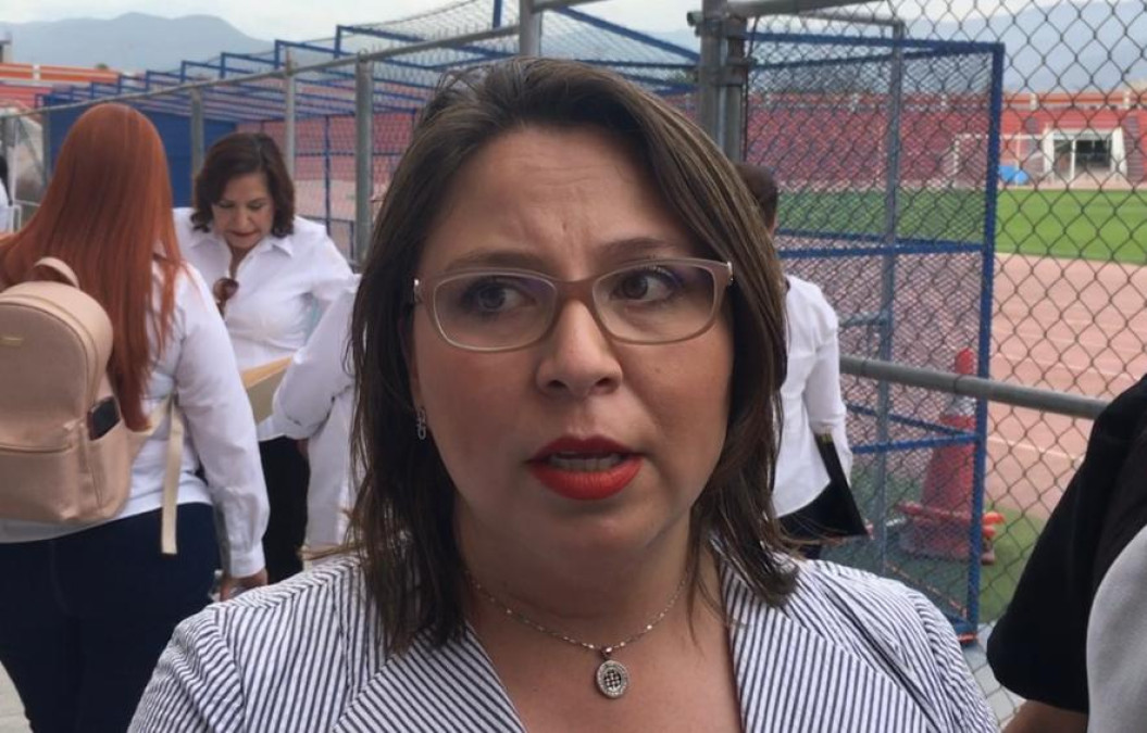 No caer en pánico y atender llamados de Salud pide Gloria Garza