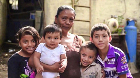 Sedesol apoyará a deportados con alimentos