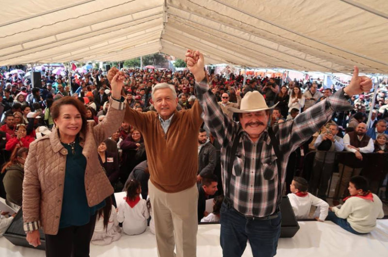 AMLO ofrece dar consejos a Meade para su campaña