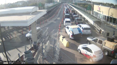 Continúa aflujo de caravana de paisanos por Nuevo Laredo 