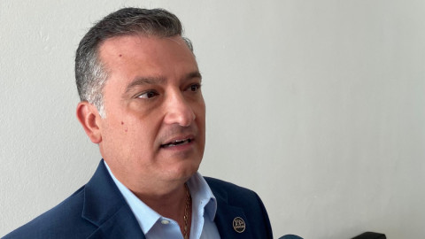 Preparan programa de capacitación virtual en inglés para operadores de transporte internacional