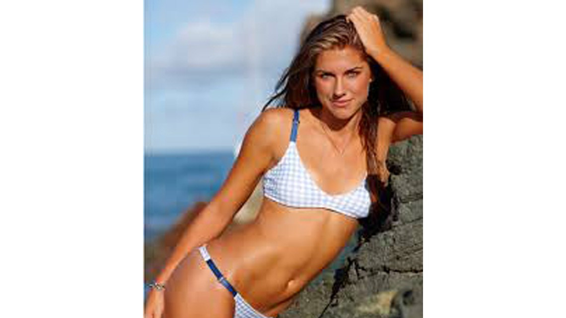 Alex Morgan enciende redes con provocativo video