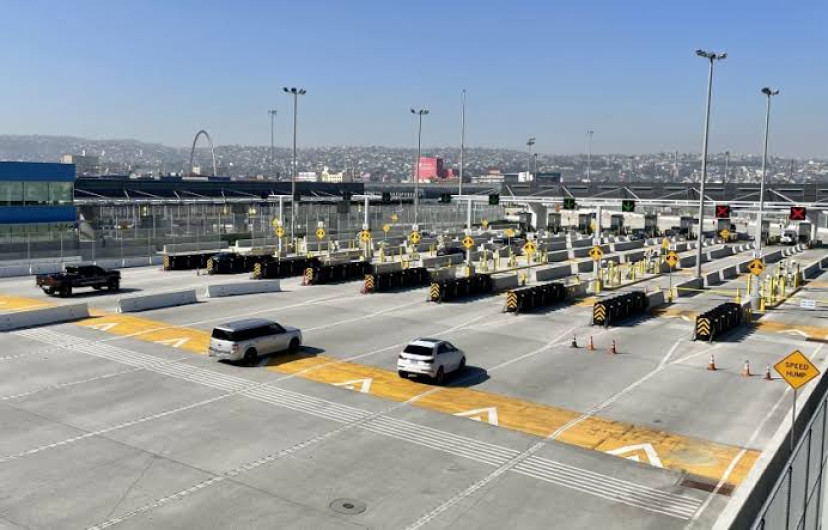 Cruces fronterizos ilegales caen en septiembre pero se mantienen altos