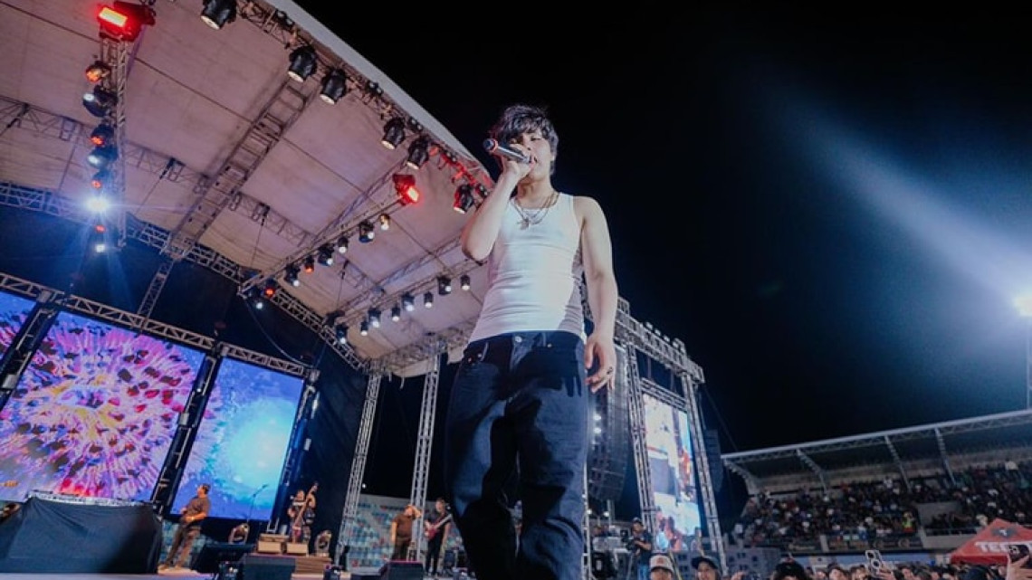 Cantautor reynosense Bruno Caleb abre concierto de Natanael Cano
