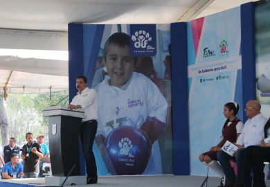 “Pese a recortes, no dejaremos solo al campo”. Cabeza de Vaca