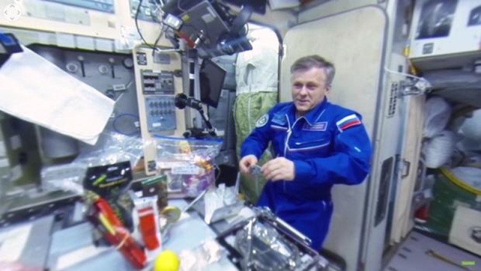 Así celebraron los tripulantes de la EEI las fiestas decembrinas