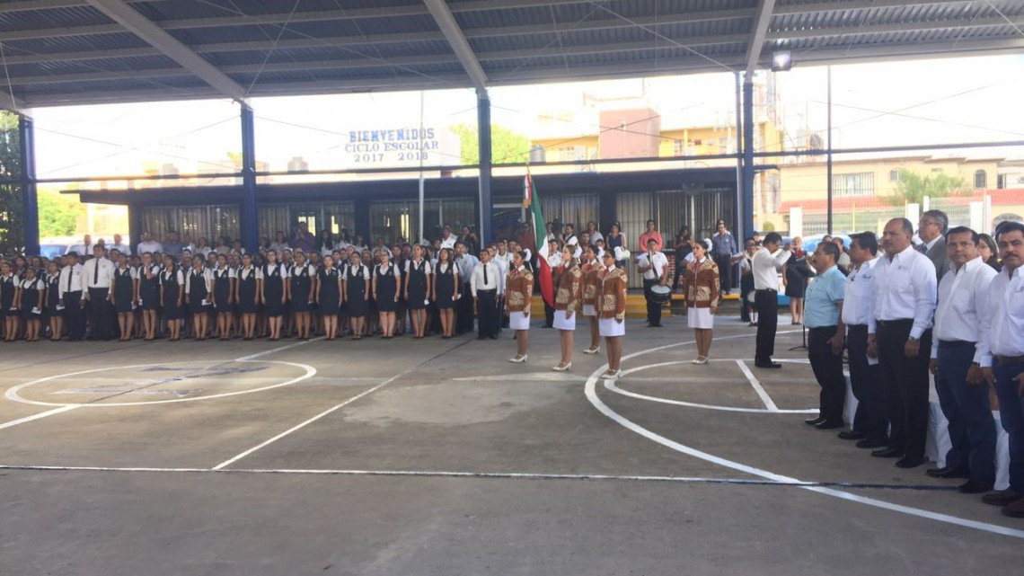 Chuchín inaugura el ciclo escolar 2017-2018 en Matamoros