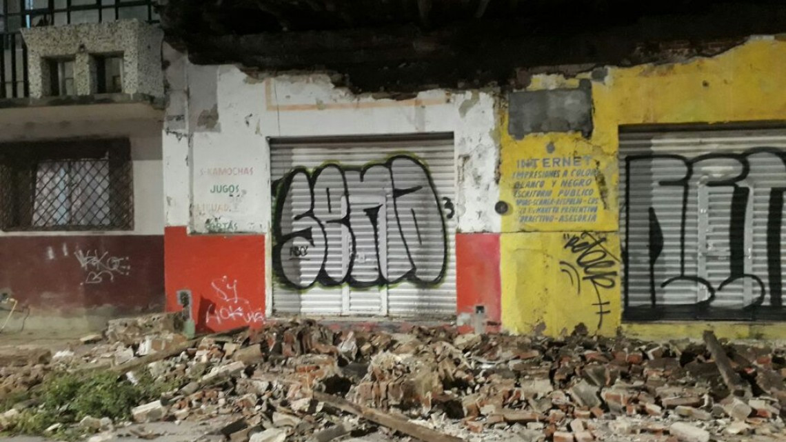 Sismo deja daños y muertes a su paso