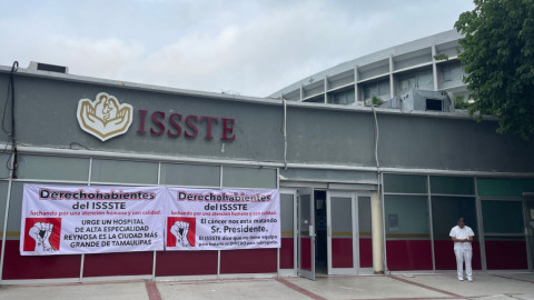 Maestros jubilados exigen mejor atención en el ISSSTE