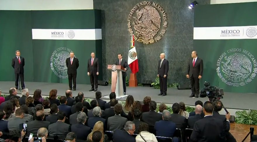 Meade deja Hacienda, González Anaya lo sustituye