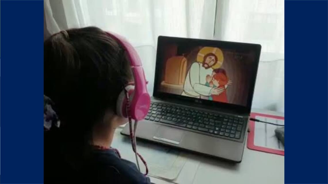 Niños y niñas de Nuevo Laredo toman el catecismo en línea durante la pandemia 