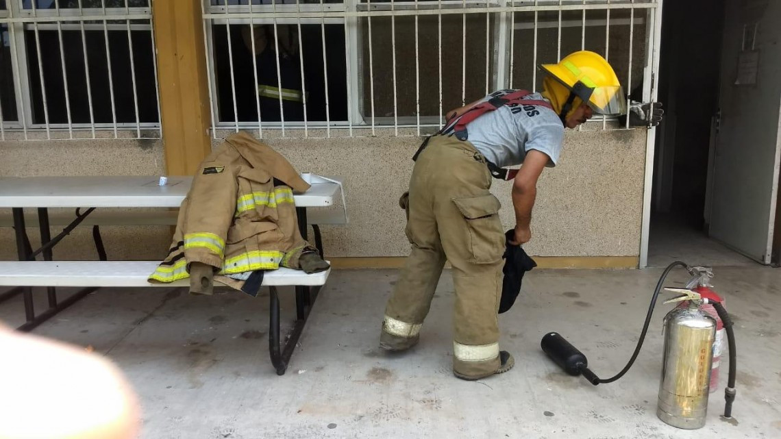 Se incendia laboratorio del Tec de Madero, 3 intoxicados