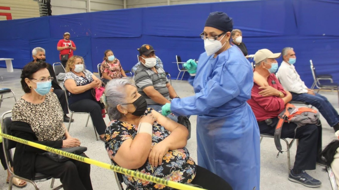 Del 4 al 8 de enero del 2022 se aplicará el refuerzo contra el coronavirus a los adultos mayores en Nuevo Laredo