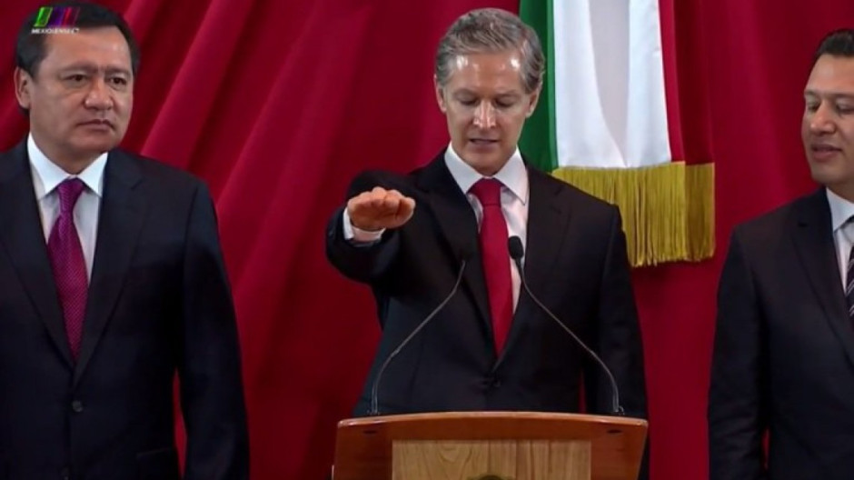 Del Mazo toma protesta como gobernador del Estado de México