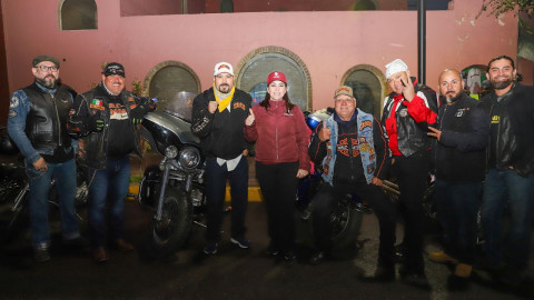 Disfrutan familias de gran convivencia familiar en posada parrillera 