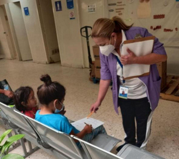 Aulas hospitalarias apoyaron a 200 niños en este ciclo escolar