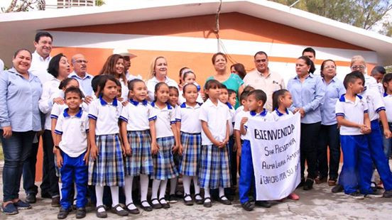 Ayuntamiento realiza obras de infraestructura educativa