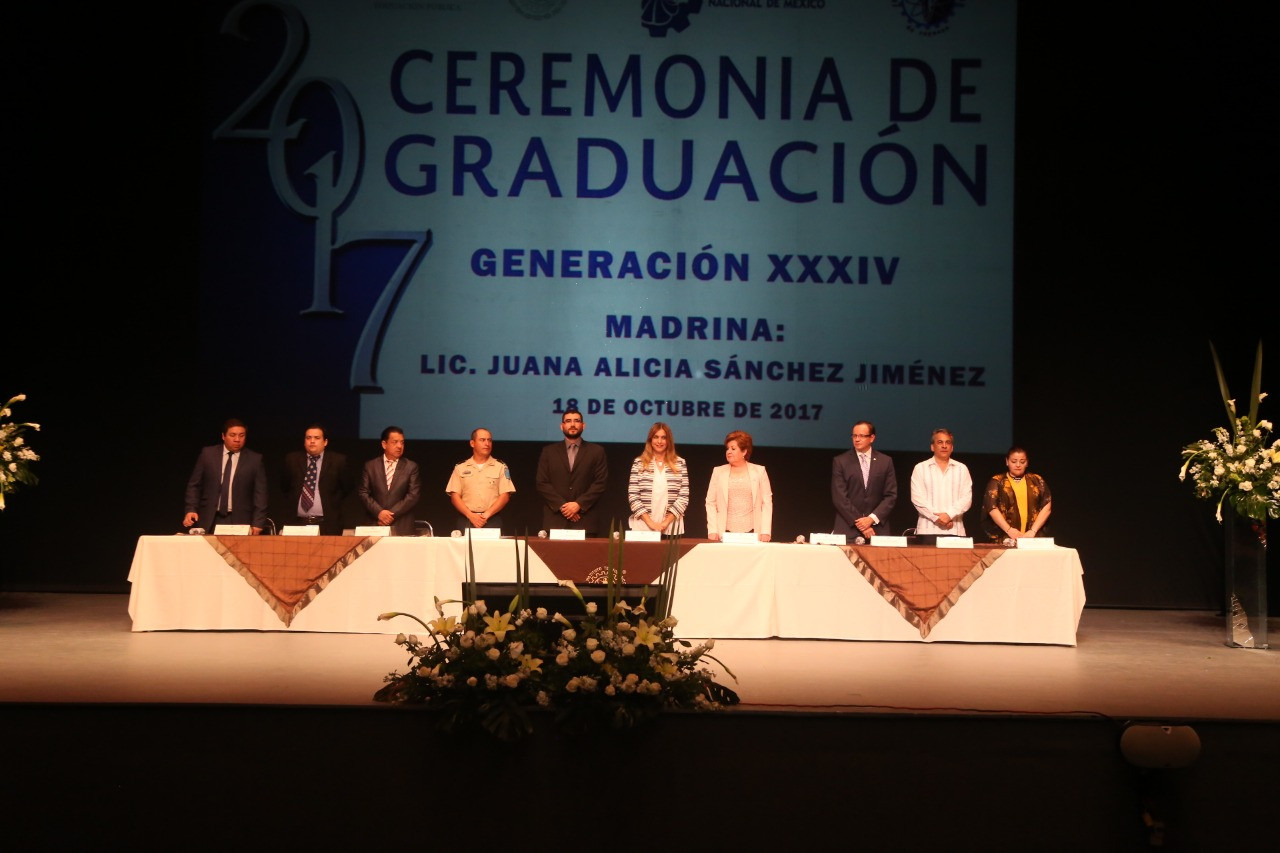 Maki asiste a graduación de Generación XXXIV del ITR