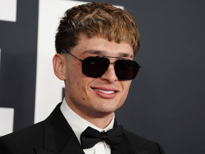 Peso Pluma: El primer mexicano nombrado embajador de la Semana de la Moda