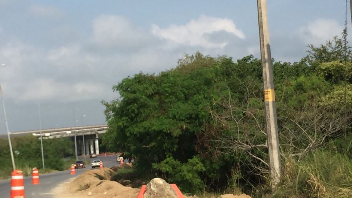 Realizan trabajos de cableado eléctrico subterráneo