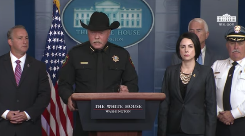 Policía de Texas describe a los inmigrantes como “borrachos que atropellan niños”