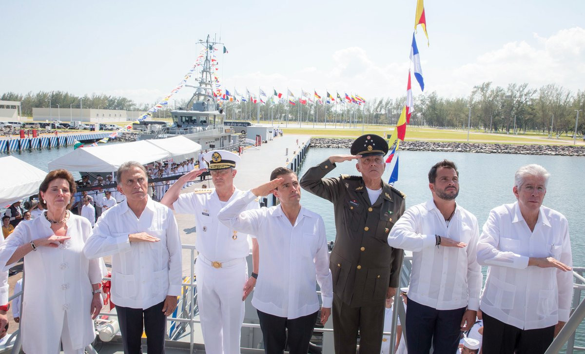 Patrulla Costera ARM Chichen Itzá PC-340 es abanderada por EPN