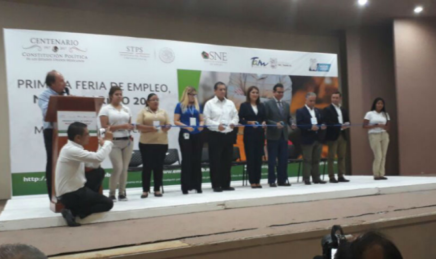 Inicia feria del empleo Nuevo Laredo 2017