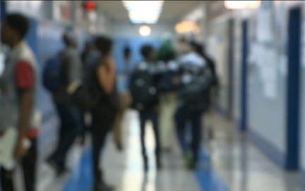 Estudiante en Texas es arrestado por portar una pistola 9 mm
