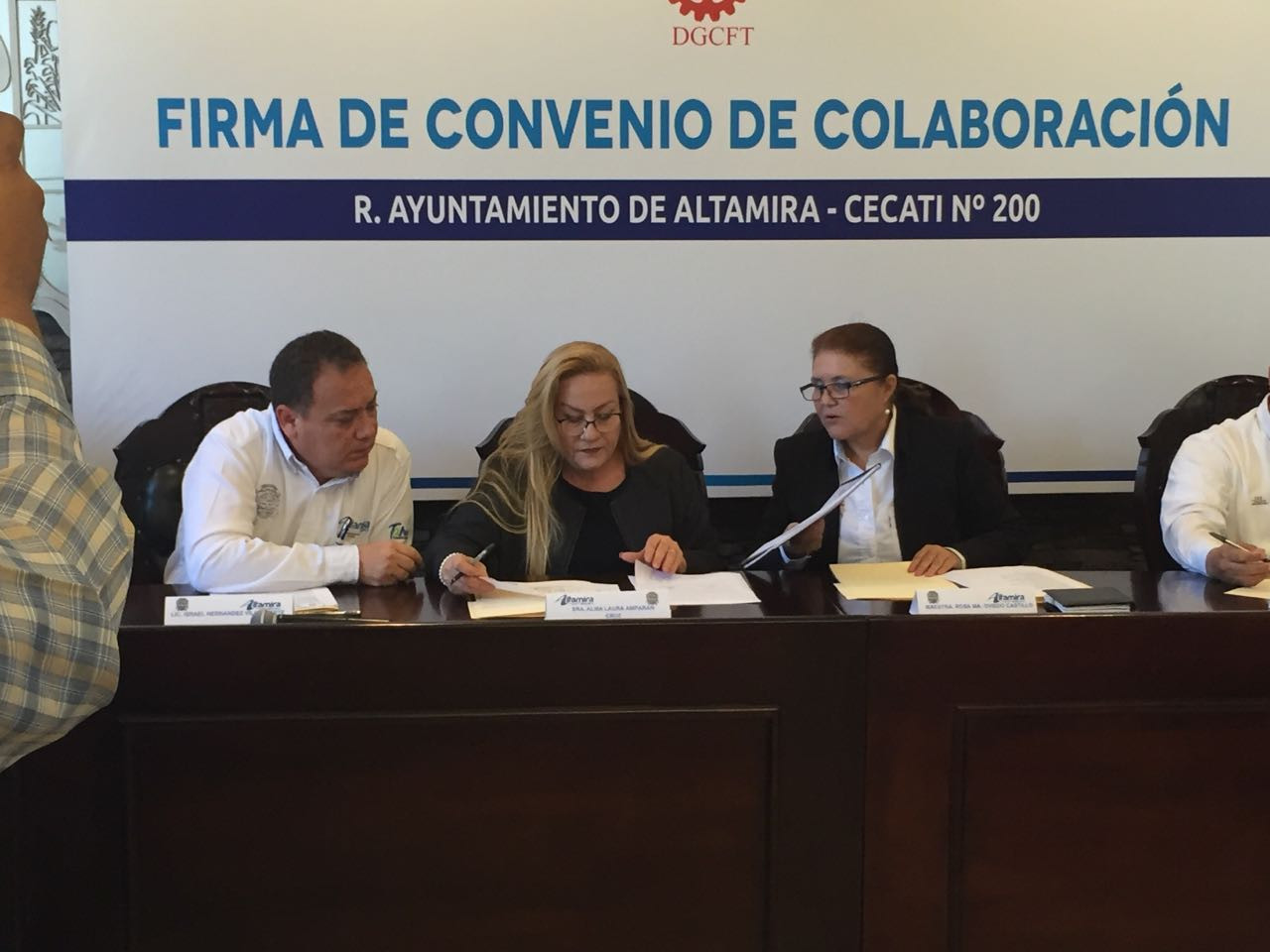 Firman convenio el Cecati y Ayuntamiento de Altamira