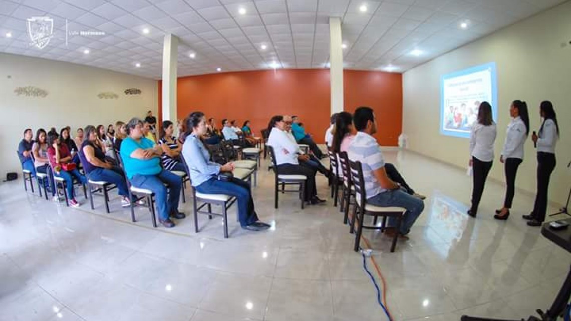 Realizan “Escuela Para Padres”