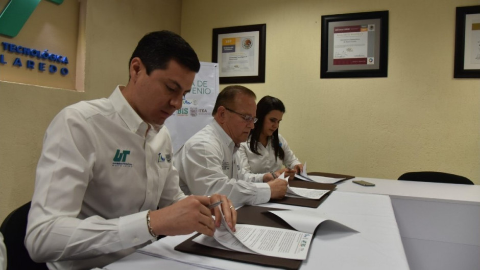 ITEA – UT Nuevo Laredo firman convenio de colaboración