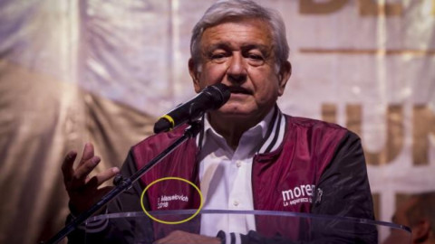 “Andrés Manuelovich” presume chamarra rusa