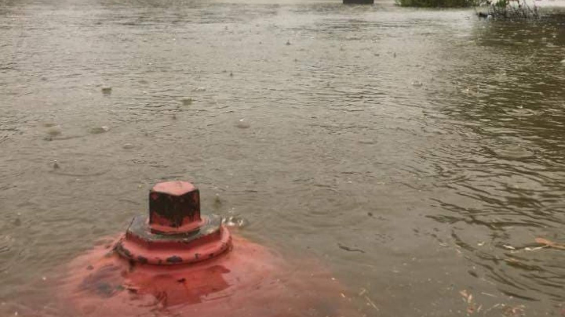Lluvias provocan hundimientos en  calles de McAllen