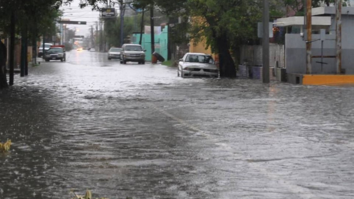 Lluvias en Nuevo Laredo provocan baches, encharcamientos e inundaciones 