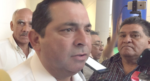 Desabasto de aguas se resolverá en los próximos días: Rubén Quiroga