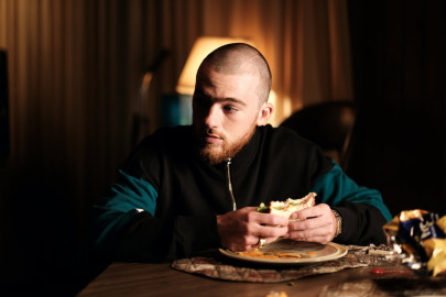 Joven descubre que Fezco de ‘Euphoria’ fue su mesero 